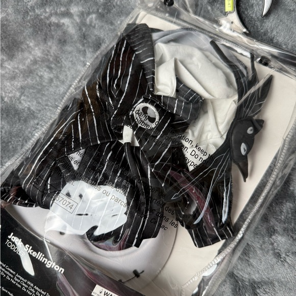 Jack Skellington Costume - Picture 2 of 4